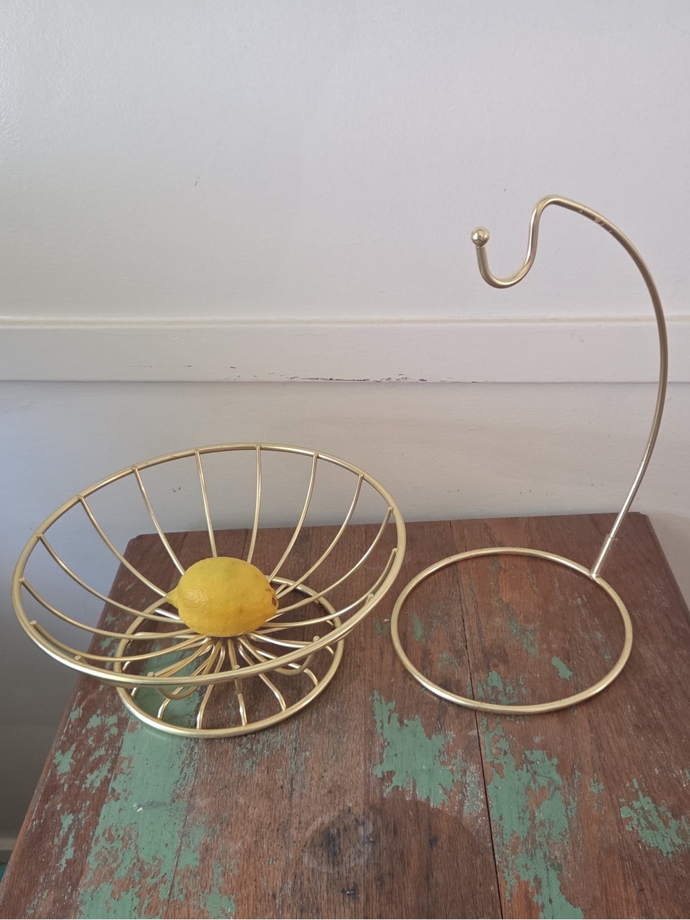 Wire banana hanger and fruit bowl - Picture 3 of 3